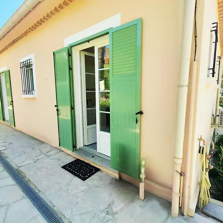 Apartmán Ensoleille Avec Terrasse Et A Proximite *
