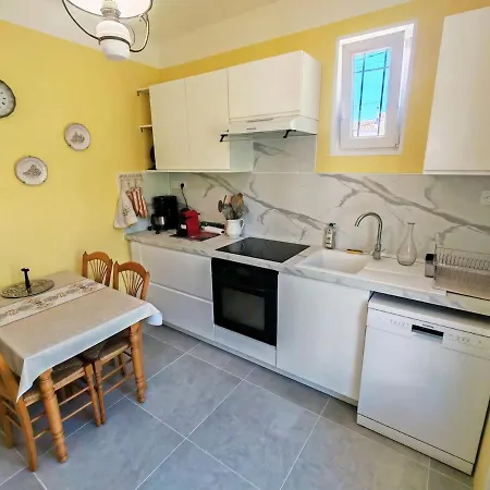 Apartmán Ensoleille Avec Terrasse Et A Proximite Saint-Raphaël